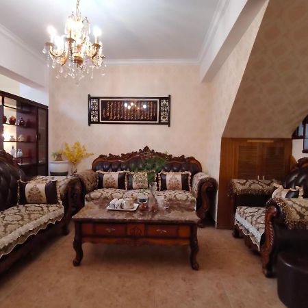 Mama Naxi Guesthouse Lijiang  Zewnętrze zdjęcie