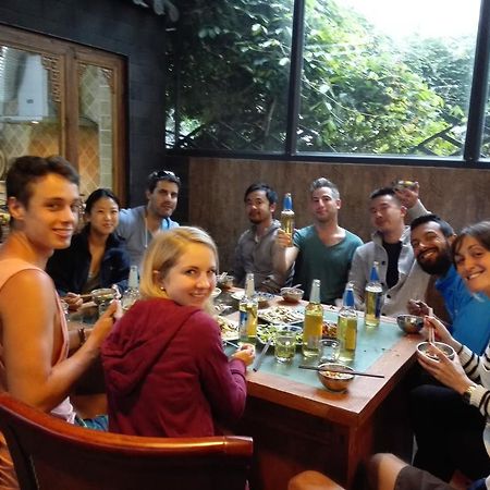 Mama Naxi Guesthouse Lijiang  Zewnętrze zdjęcie