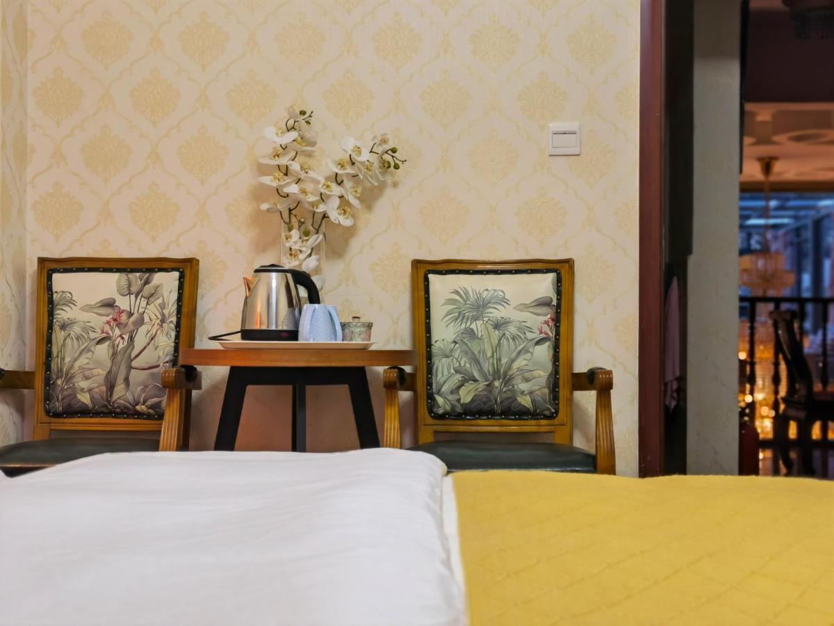 Mama Naxi Guesthouse Lijiang  Zewnętrze zdjęcie
