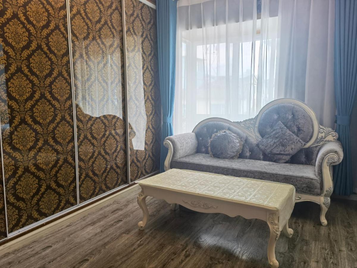 Mama Naxi Guesthouse Lijiang  Zewnętrze zdjęcie