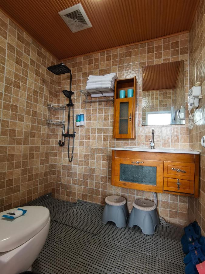 Mama Naxi Guesthouse Lijiang  Zewnętrze zdjęcie