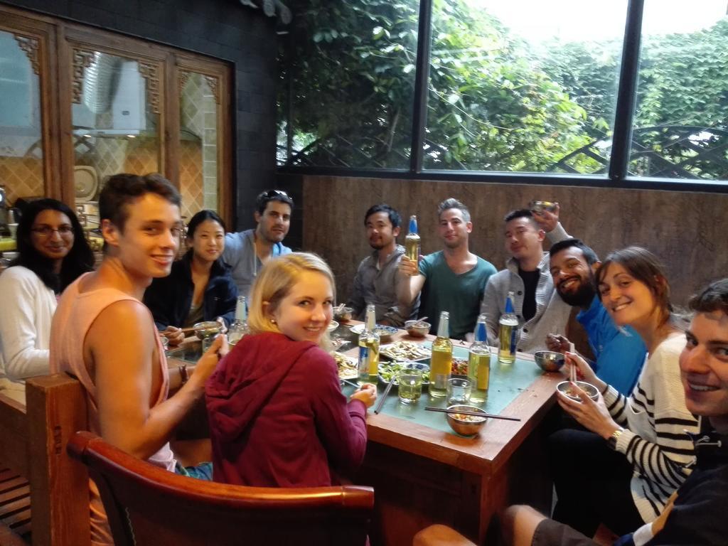 Mama Naxi Guesthouse Lijiang  Zewnętrze zdjęcie